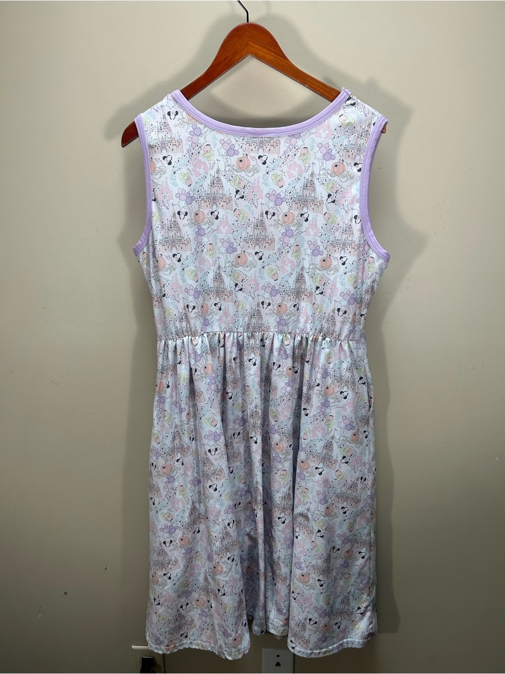 Sleeveless Lavender-Trim Printed Mini Dress - Picture 10 of 10